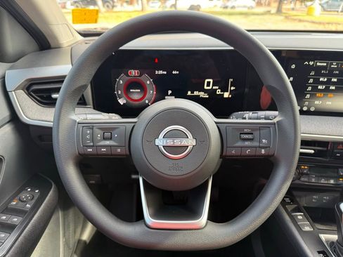 New 2026 Nissan Kicks SV w/ SV Premium Package image 26