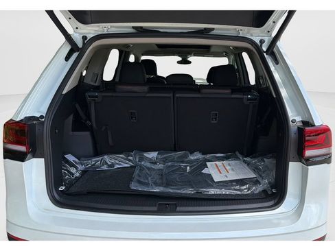 New 2026 Volkswagen Atlas Peak Edition AWD/4WD image 9
