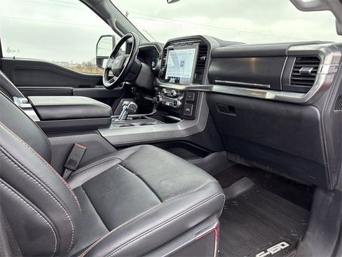 Used 2022 Ford F150 Lariat image 23