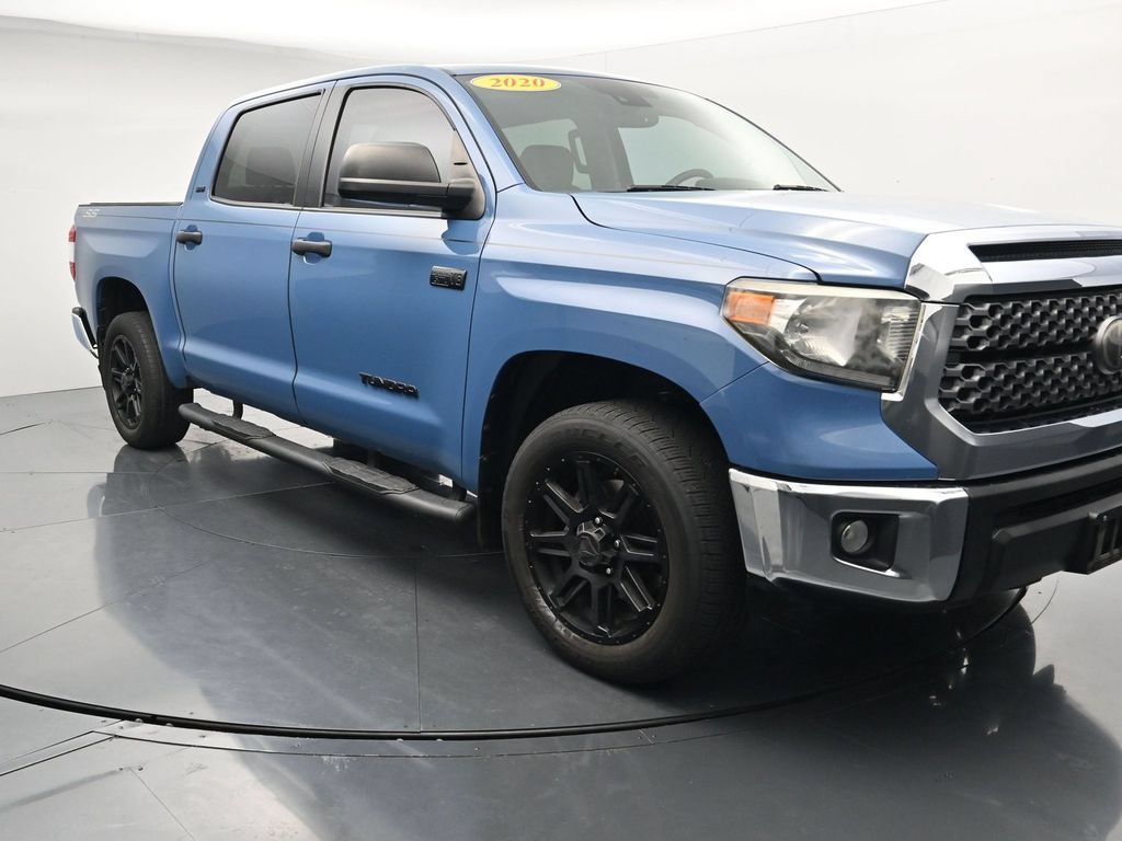 Used 2020 Toyota Tundra SR5 w/ SR5 Upgrade Package RWD image 2
