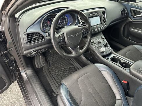 Used 2015 Chrysler 200 S image 12