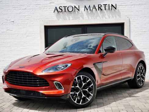 Used 2021 Aston Martin DBX AWD/4WD image 27