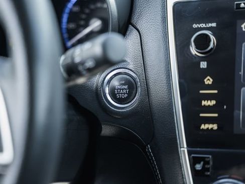 Used 2019 Subaru Outback 2.5i Limited image 24