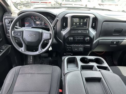Used 2019 Chevrolet Silverado 1500 Custom Trail Boss w/ Custom Convenience Package AWD/4WD image 11