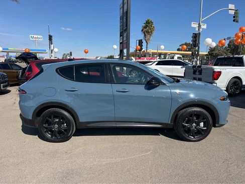 Used 2024 Dodge Hornet R/T w/ Tech Pack w/o Parking image 43