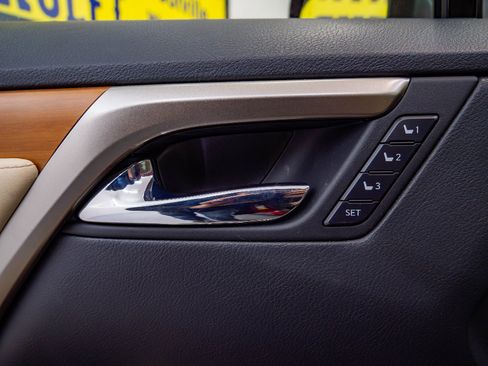 Used 2022 Lexus RX 450h AWD w/ Premium Package image 22