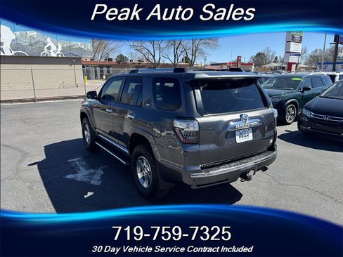 Used 2011 Toyota 4Runner SR5 image 5