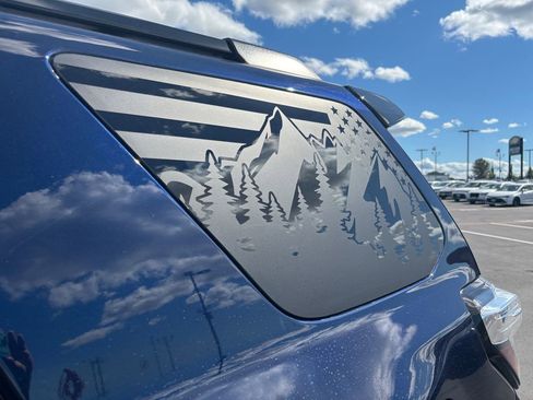 Used 2020 Toyota 4Runner Venture image 37