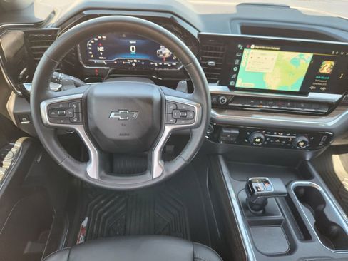 Used 2024 Chevrolet Silverado 1500 LT Trail Boss w/ Convenience Package II image 26