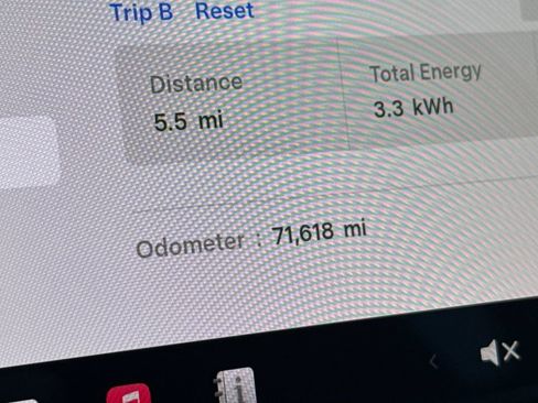 Used 2020 Tesla Model 3 Standard Range Plus image 23