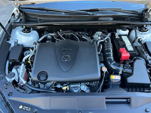 Used 2021 Toyota Avalon TRD image 11