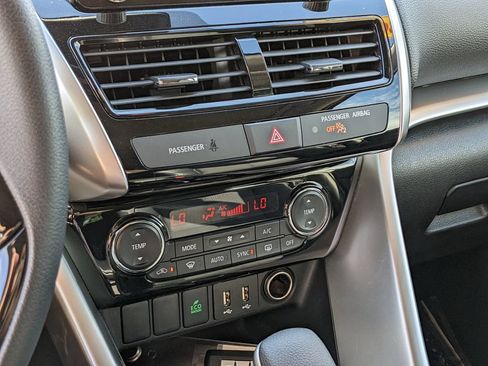 Used 2025 Mitsubishi Eclipse Cross SE AWD/4WD image 18