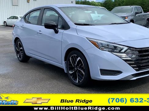 Used 2025 Nissan Versa SR w/ Trunk Package FWD image 1