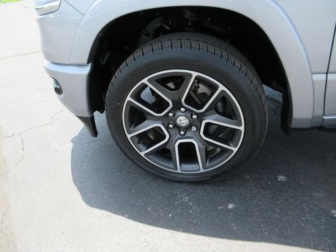 Used 2020 RAM 1500 Limited AWD/4WD image 14
