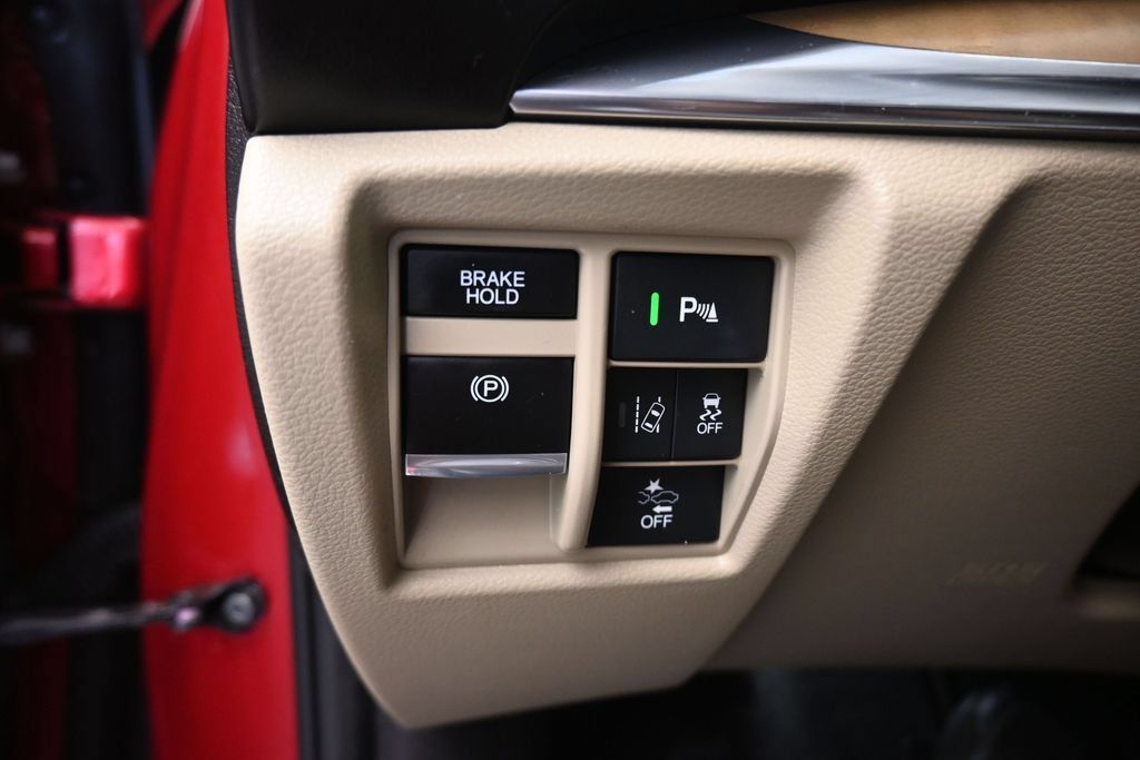 Used 2019 Acura MDX w/ Technology Package AWD/4WD image 28