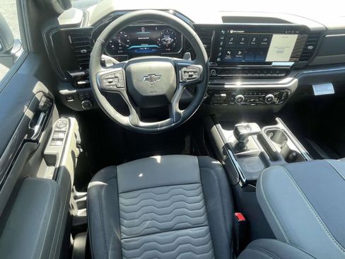 New 2026 Chevrolet Silverado 1500 ZR2 w/ LPO, Dark Essentials Package AWD/4WD image 9