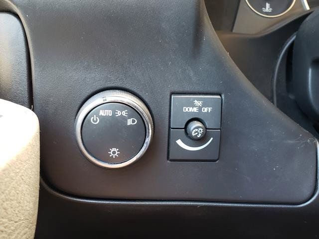 Used 2018 Chevrolet Express 2500 w/ Driver Convenience Package RWD image 17