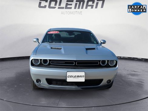Used 2023 Dodge Challenger SXT w/ Plus Package image 8