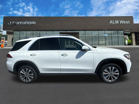 Used 2023 Mercedes-Benz GLE 350 4MATIC w/ Premium Package image 4