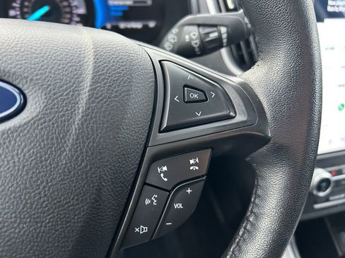 Used 2022 Ford Edge SEL w/ Cargo Accessory Package image 18