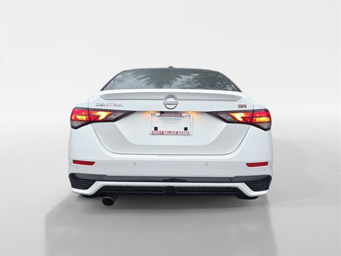 Used 2024 Nissan Sentra SR w/ SR Premium Package image 5