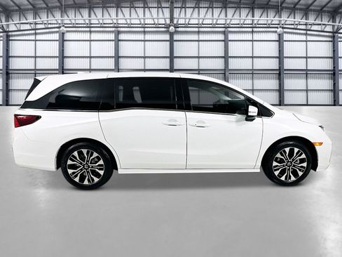 New 2026 Honda Odyssey Elite image 6