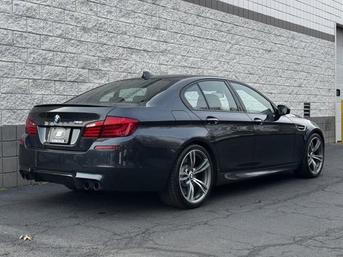 Used 2013 BMW M5 image 3