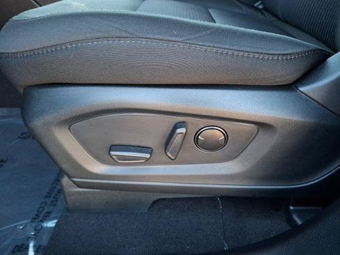 Certified 2023 Ford Explorer XLT AWD/4WD image 15