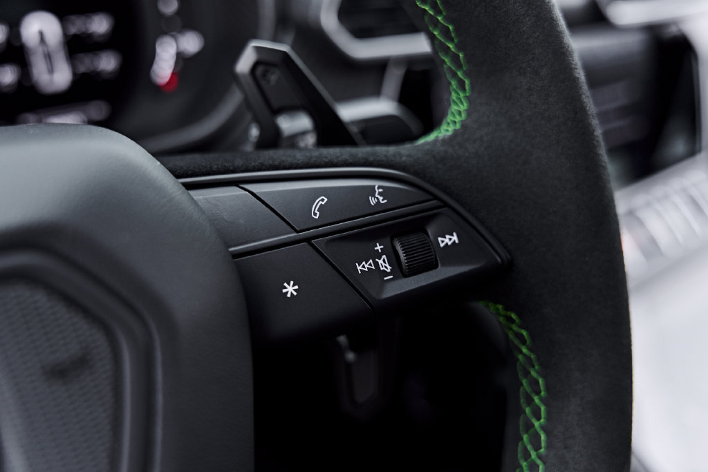 Used 2023 Lamborghini Urus Performante AWD/4WD image 72