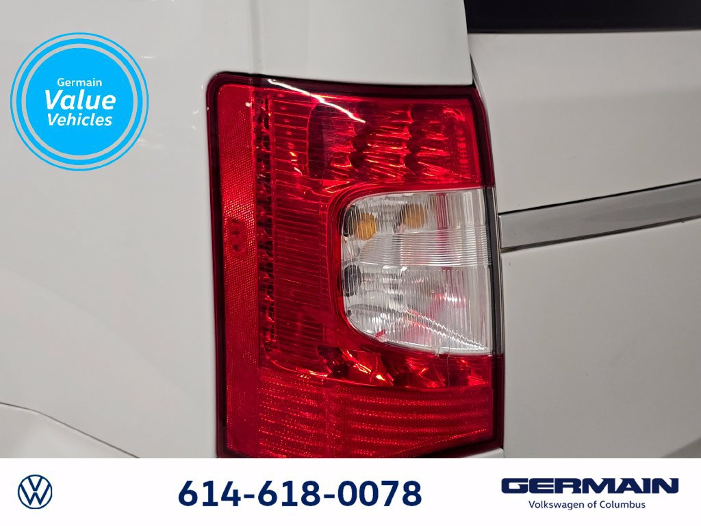 Used 2014 Chrysler Town & Country Touring FWD image 13