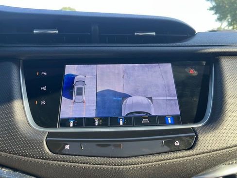 Certified 2025 Cadillac XT5 Sportv w/ Technology Package AWD/4WD image 29