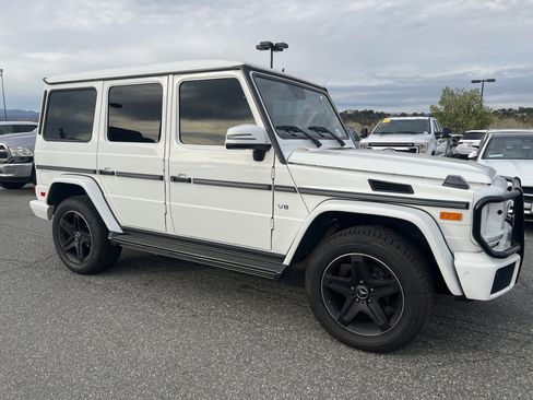 Used 2016 Mercedes-Benz G 550 image 3
