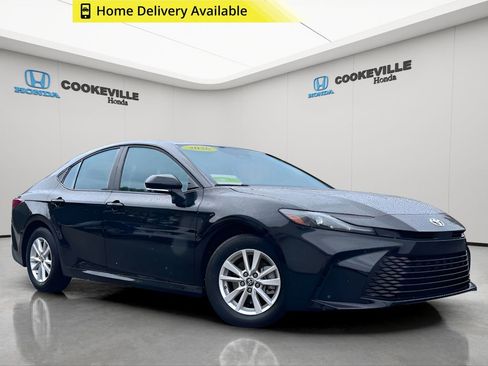 Used 2026 Toyota Camry LE FWD image 1