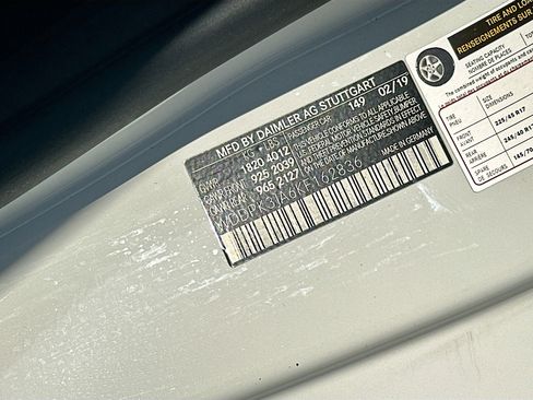 Used 2019 Mercedes-Benz SLC 300 image 32