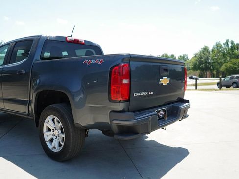Used 2020 Chevrolet Colorado LT AWD/4WD image 21