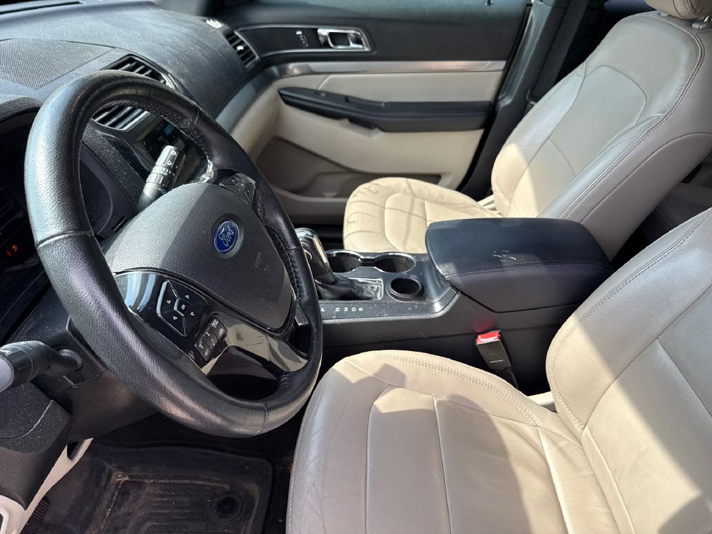 Used 2018 Ford Explorer XLT w/ Equipment Group 202A FWD image 20