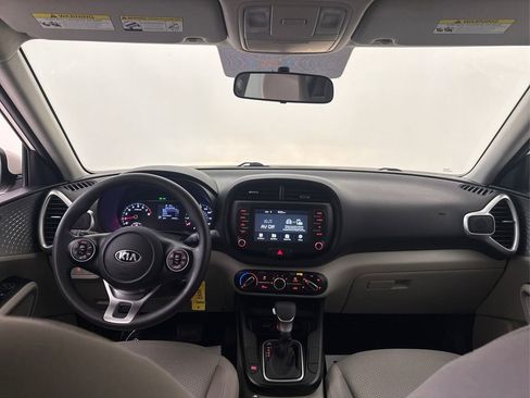 Used 2021 Kia Soul LX FWD image 38