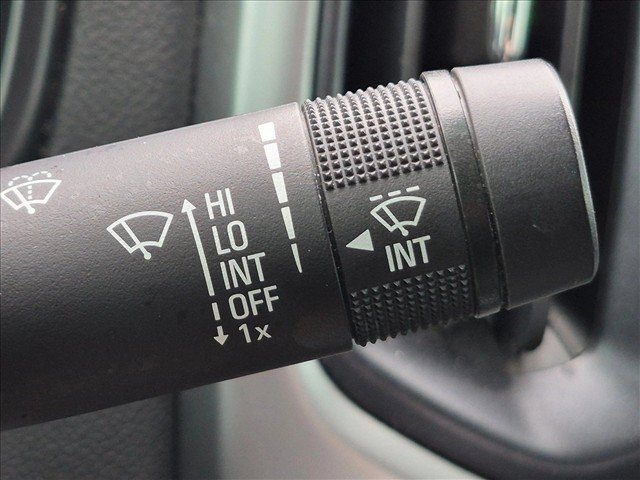 Used 2022 Chevrolet Colorado LT w/ LT Convenience Package RWD image 14