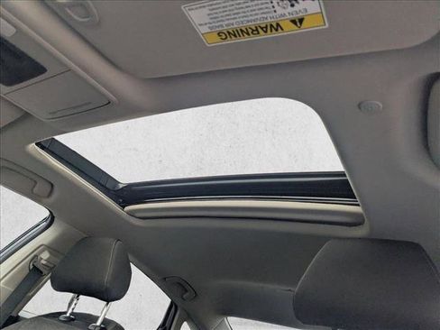 Certified 2025 Honda Accord SE image 17