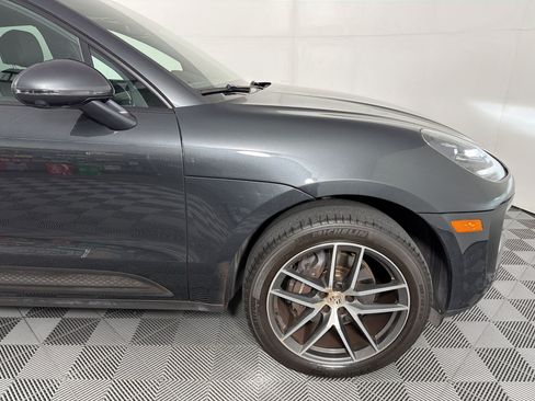 Certified 2024 Porsche Macan AWD/4WD image 12