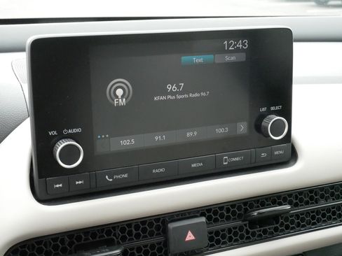 Used 2024 Honda HR-V LX image 22