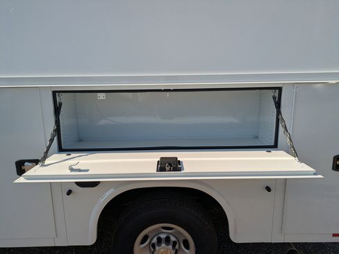 New 2025 Chevrolet Express 3500 w/ Power Convenience Package image 51