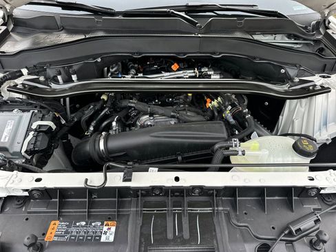 New 2025 Ford Explorer ST-Line w/ Premium Package image 33