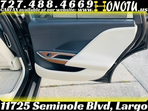 Used 2022 Lucid Air Grand Touring image 21