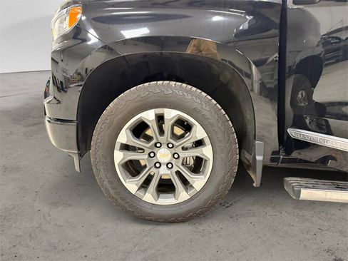 Used 2024 Chevrolet Silverado 1500 High Country w/ Technology Package image 14