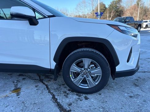 New 2025 Toyota RAV4 XLE image 10