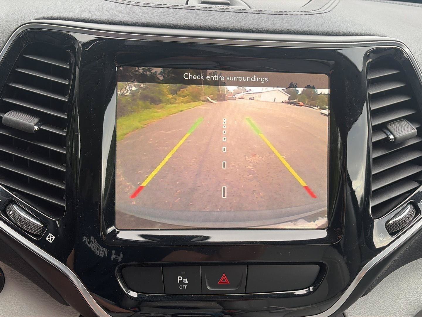Used 2019 Jeep Cherokee Limited AWD/4WD image 22