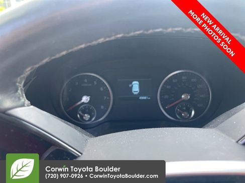 Used 2022 Kia Telluride EX w/ Towing Package AWD/4WD image 9