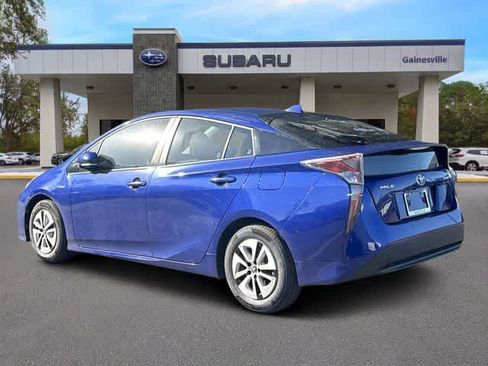 Used 2017 Toyota Prius Four w/ Advanced Technology Package FWD image 4