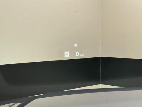 Used 2024 Land Rover Range Rover Sport Dynamic SE image 14